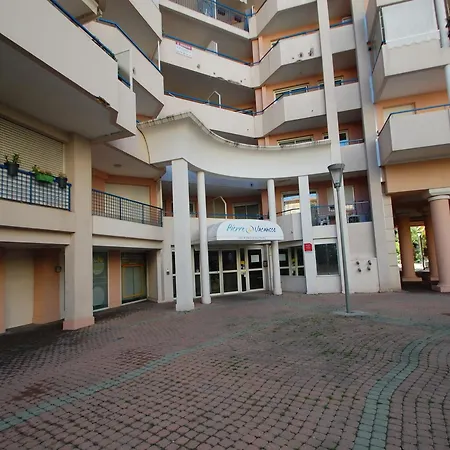 Apartament Centre-ville Avec Terrasse, Climatisation Et Parking - Fr-1-196-191 Mentona