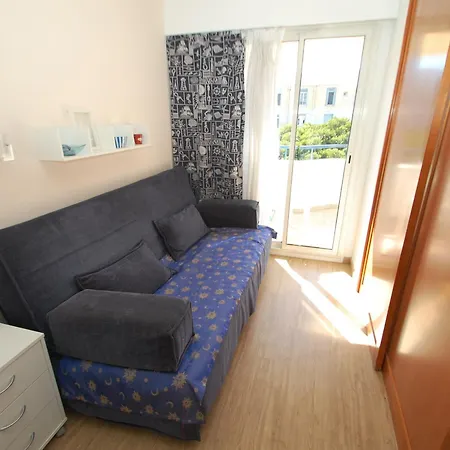 Centre-ville Avec Terrasse, Climatisation Et Parking - Fr-1-196-191 * Μεντόν