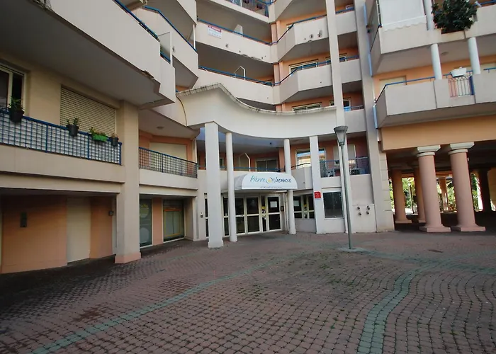 Apartmán Centre-ville Avec Terrasse, Climatisation Et Parking - Fr-1-196-191 Menton