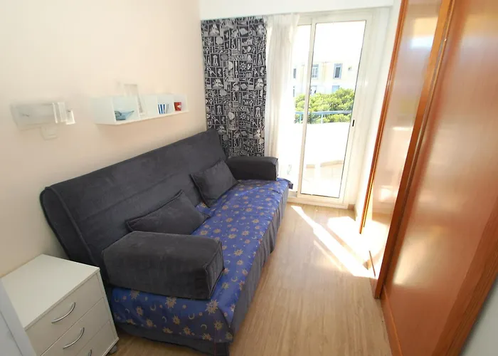 Centre-ville Avec Terrasse, Climatisation Et Parking - Fr-1-196-191 * Μεντόν