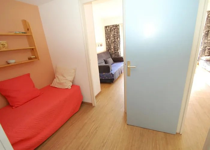 Centre-ville Avec Terrasse, Climatisation Et Parking - Fr-1-196-191