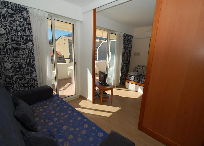 Centre-ville Avec Terrasse, Climatisation Et Parking - Fr-1-196-191 Apartmán