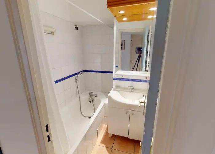 Διαμέρισμα Centre-ville Avec Terrasse, Climatisation Et Parking - Fr-1-196-191